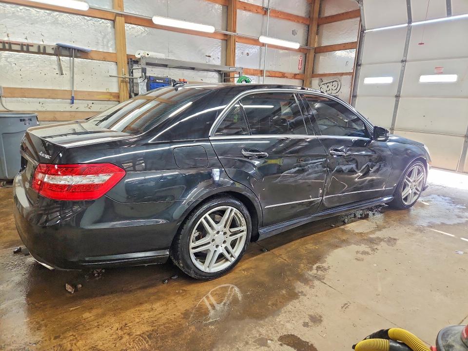 Auction sale of the 2010 Mercedes-benz E, vin: WDDHF8HB8AA134701, lot number: 52039136