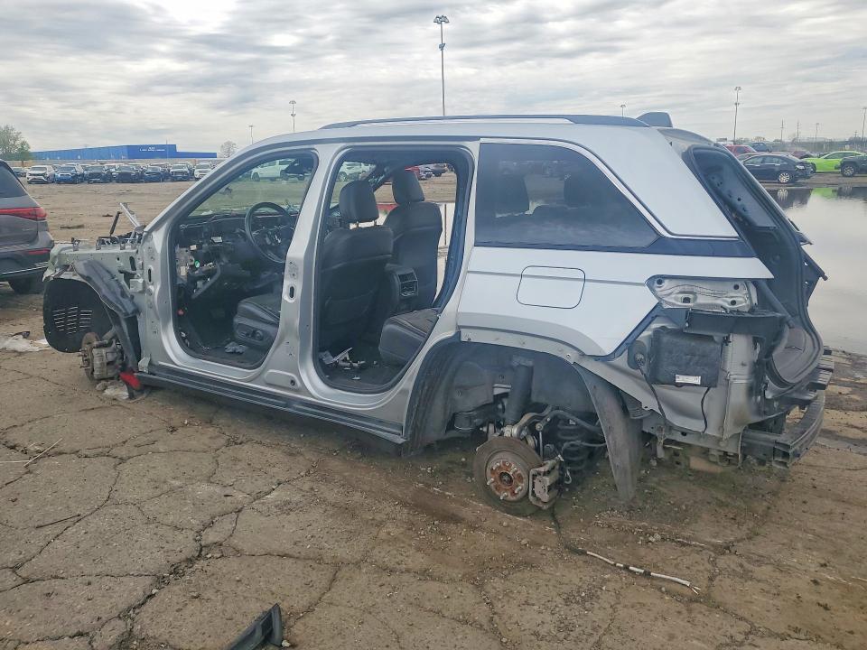 53782636 :رقم المزاد ، 1C4RJHBG5N8590671 vin ، 2022 Jeep Grand Cherokee مزاد بيع