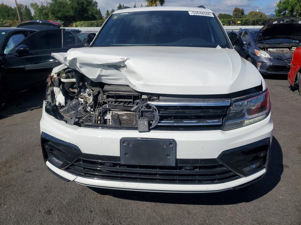 2020 Volkswagen Tiguan Se Automatic მანქანა იყიდება აუქციონზე, vin: 3VV3B7AX1LM113387, აუქციონის ნომერი: 53648506