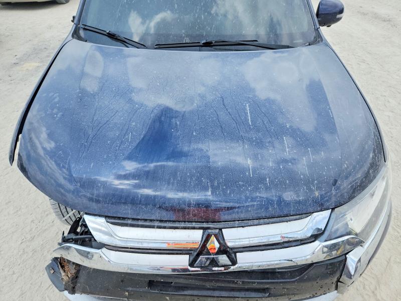 2018 Mitsubishi Outlander მანქანა იყიდება აუქციონზე, vin: JA4AD3A39JJ001544, აუქციონის ნომერი: 52908116