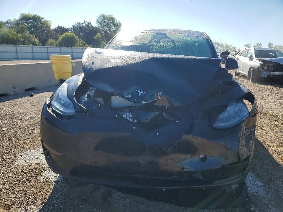 52972296 :رقم المزاد ، 5YJYGDEE6MF107961 vin ، 2021 Tesla Model Y مزاد بيع