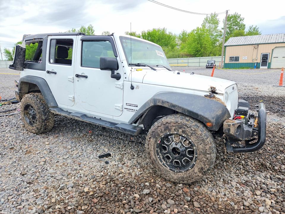 2017 Jeep Wrangler Unlimited მანქანა იყიდება აუქციონზე, vin: 1C4BJWDG9HL556477, აუქციონის ნომერი: 52455446