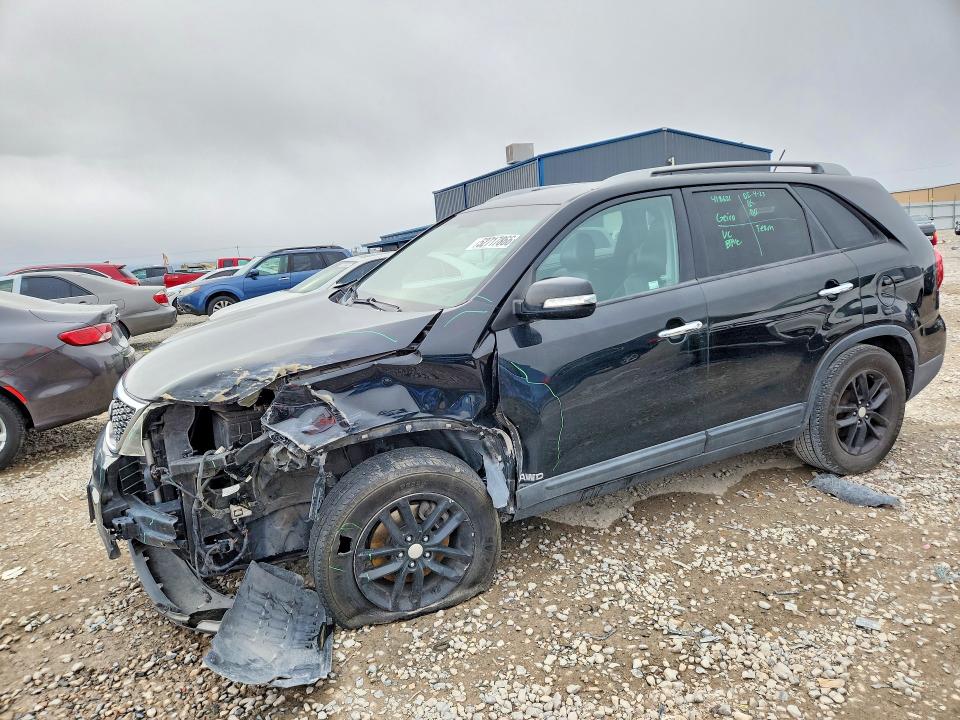 52717866 :رقم المزاد ، 5XYKTCA68FG654042 vin ، 2015 Kia Sorento مزاد بيع