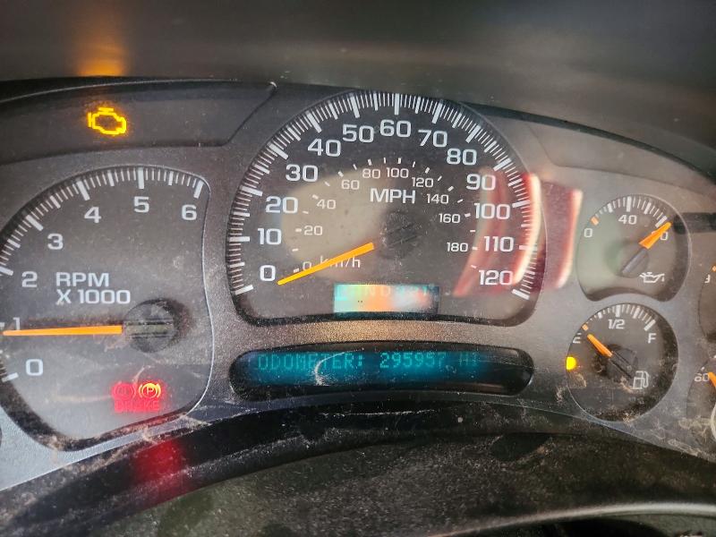 Продажа на аукционе авто 2005 Chevrolet Silverado, vin: 1GCEC19Z65Z229130, номер лота: 52873336