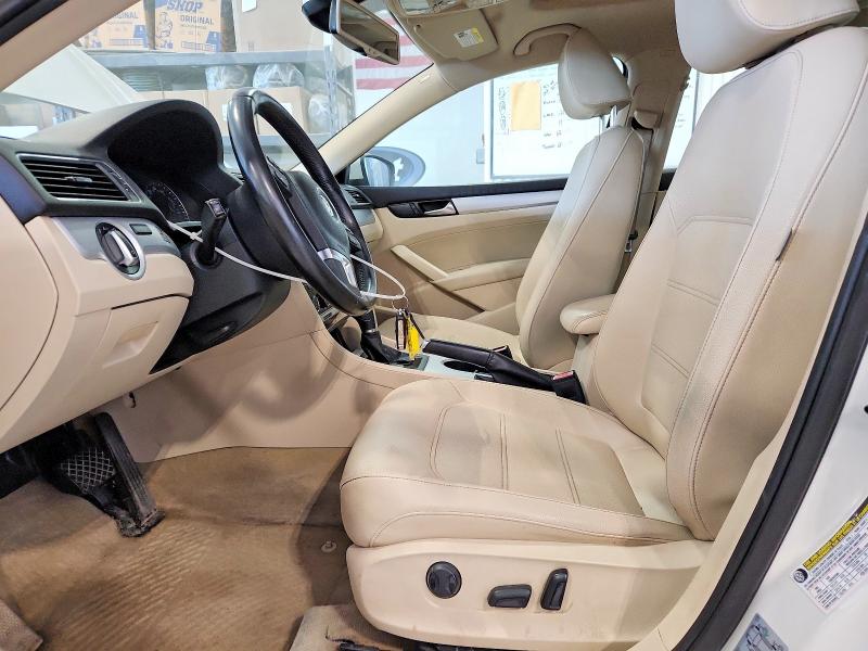 2013 Volkswagen Passat მანქანა იყიდება აუქციონზე, vin: 1VWBN7A37DC049242, აუქციონის ნომერი: 52077936