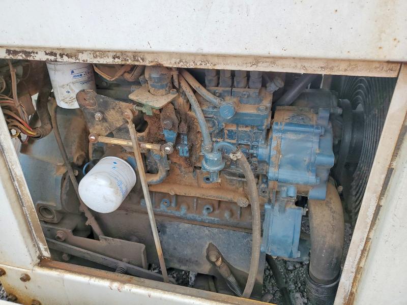 56172346 :رقم المزاد ، 5WDS110199S200236 vin ، 2009 Urwi Industrial Equipment مزاد بيع