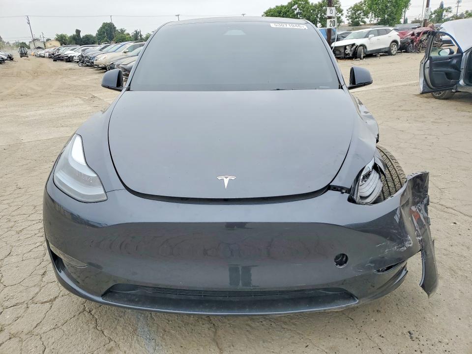 Продаж на аукціоні авто 2025 Tesla Model Y, vin: 7SAYGDEDXSF319382, номер лоту: 53071046