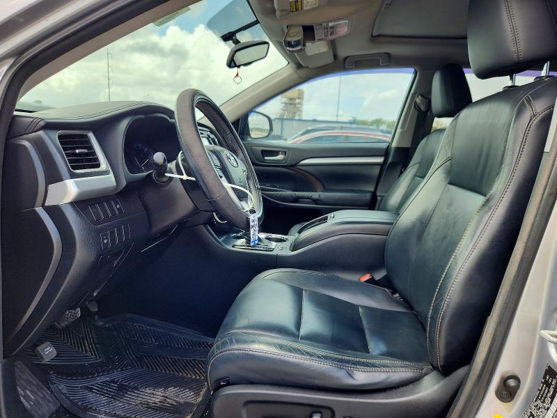 Продажа на аукционе авто 2015 Toyota Highlander, vin: 5TDKKRFH4FS055934, номер лота: 53794006