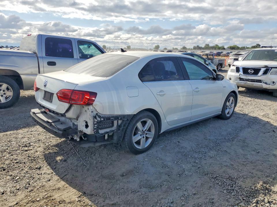 54858506 :رقم المزاد ، 3VW637AJ1DM251126 vin ، 2013 Volkswagen Jetta مزاد بيع