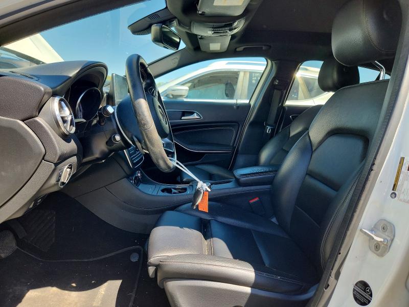 51637176 :رقم المزاد ، WDCTG4GB8GJ244002 vin ، 2016 Mercedes-benz Gla مزاد بيع