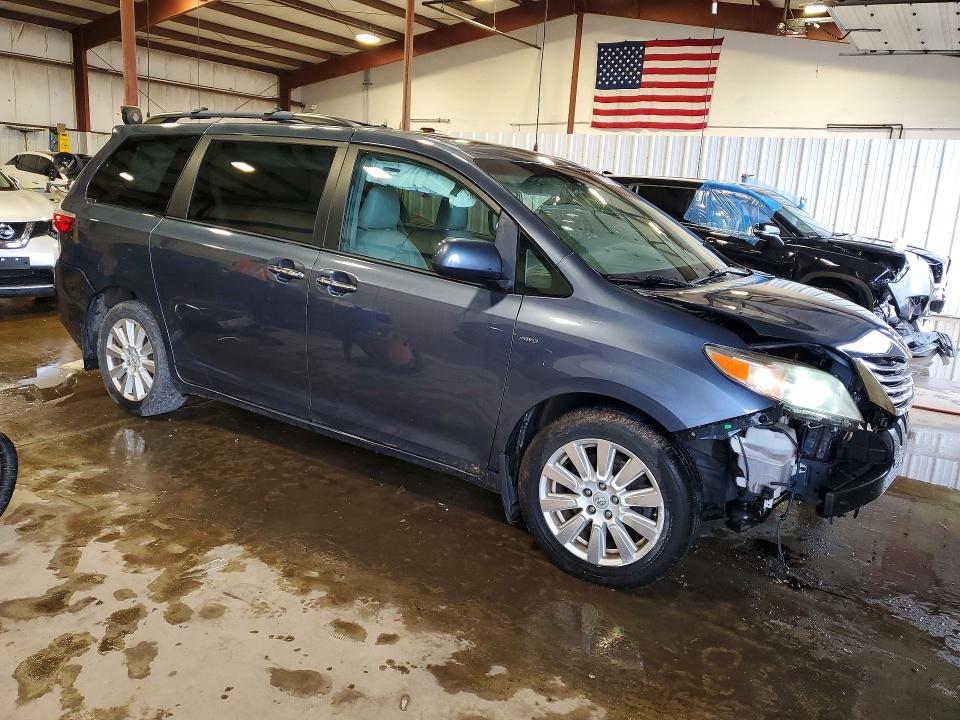 2017 Toyota Sienna მანქანა იყიდება აუქციონზე, vin: 5TDDZ3DC8HS180317, აუქციონის ნომერი: 52737006