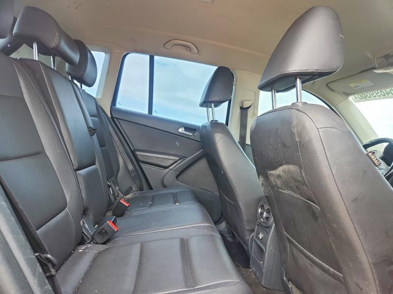 Продажа на аукционе авто 2017 Volkswagen Tiguan, vin: WVGAV7AX3HK000953, номер лота: 54699666