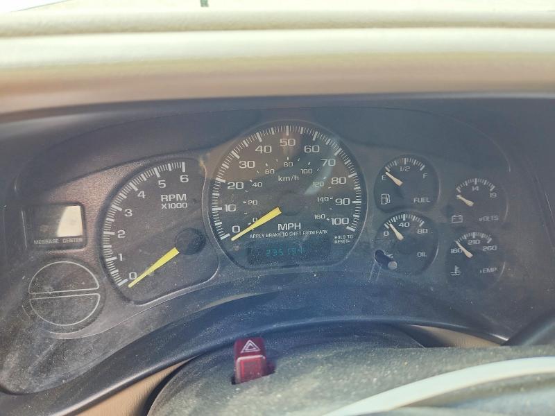 2001 Chevrolet Silverado მანქანა იყიდება აუქციონზე, vin: 2GCEC19T811226356, აუქციონის ნომერი: 54551586