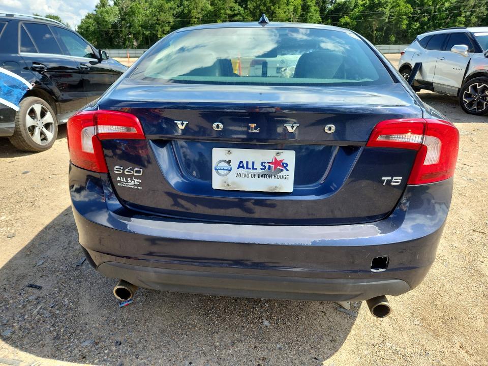 2013 Volvo S60 მანქანა იყიდება აუქციონზე, vin: YV1612FS8D2230840, აუქციონის ნომერი: 54632306