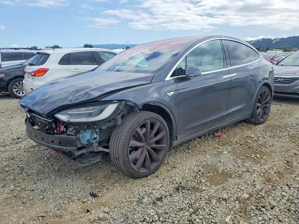 Auction sale of the 2016 Tesla Model X, vin: 5YJXCBE29GF017175, lot number: 55624536
