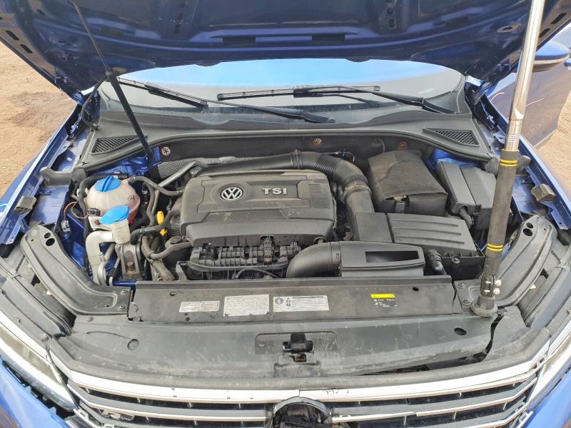 55194896 :رقم المزاد ، 1VWDT7A38HC073022 vin ، 2017 Volkswagen Passat مزاد بيع