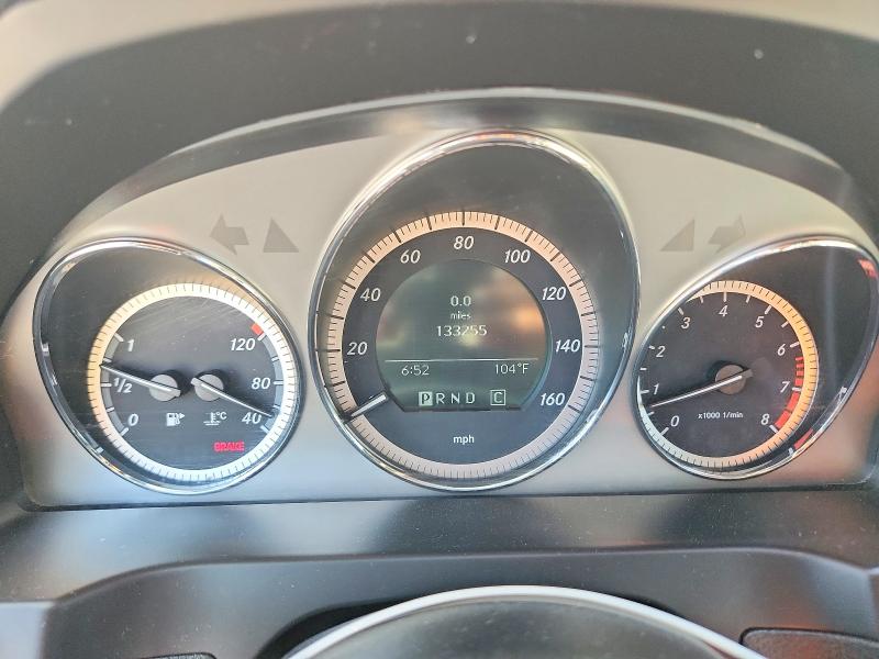 2010 Mercedes-benz C მანქანა იყიდება აუქციონზე, vin: WDDGF5EB5AR103969, აუქციონის ნომერი: 52935256