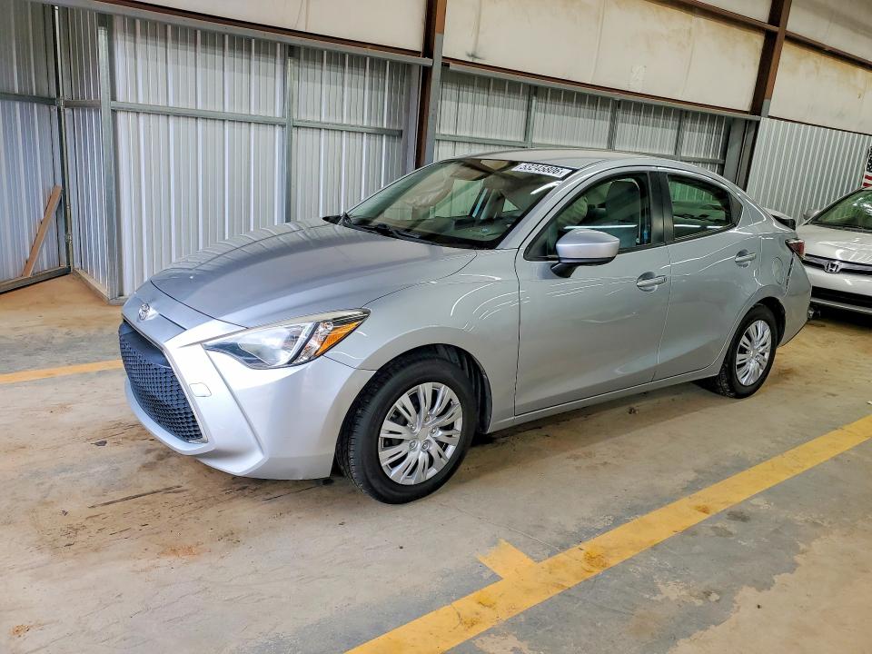 53245806 :رقم المزاد ، 3MYDLBYV7KY520940 vin ، 2019 Toyota Yaris مزاد بيع
