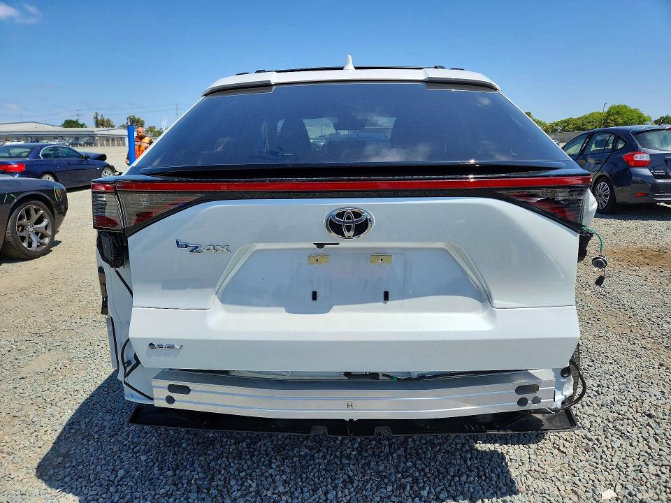 2025 Toyota Bz4x მანქანა იყიდება აუქციონზე, vin: JTMAAAAAXSA067295, აუქციონის ნომერი: 53293916