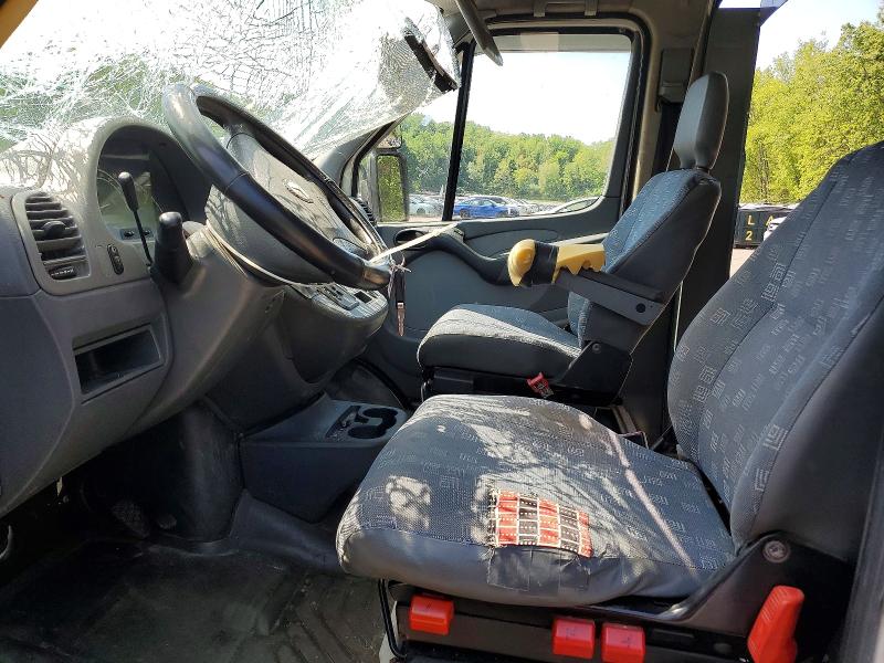 52712116 :رقم المزاد ، WD0PD644065853973 vin ، 2006 Dodge Sprinter مزاد بيع