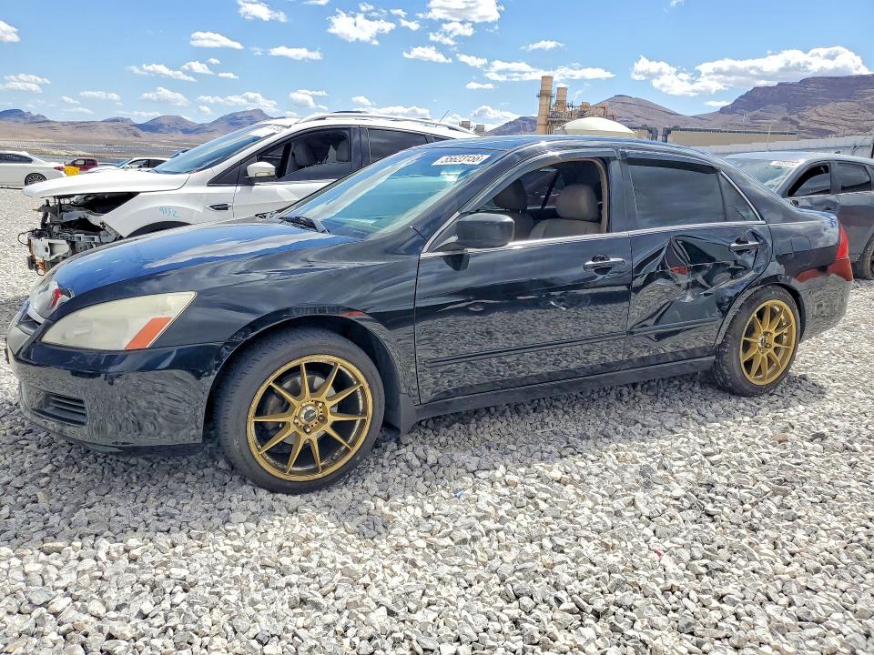 55623156 :رقم المزاد ، 1HGCM56867A192073 vin ، 2007 Honda Accord مزاد بيع