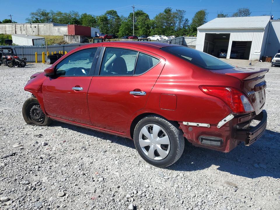 52941196 :رقم المزاد ، 3N1CN7AP0JL864119 vin ، 2018 Nissan Versa مزاد بيع