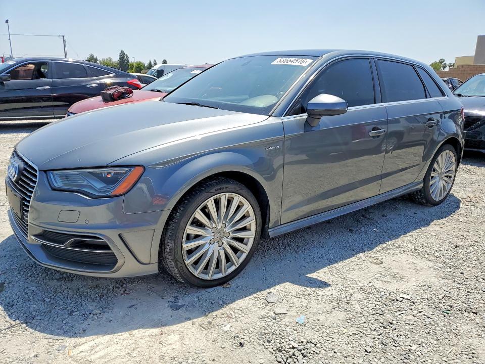 53554516 :رقم المزاد ، WAUTPBFF7GA048953 vin ، 2016 Audi A3 مزاد بيع