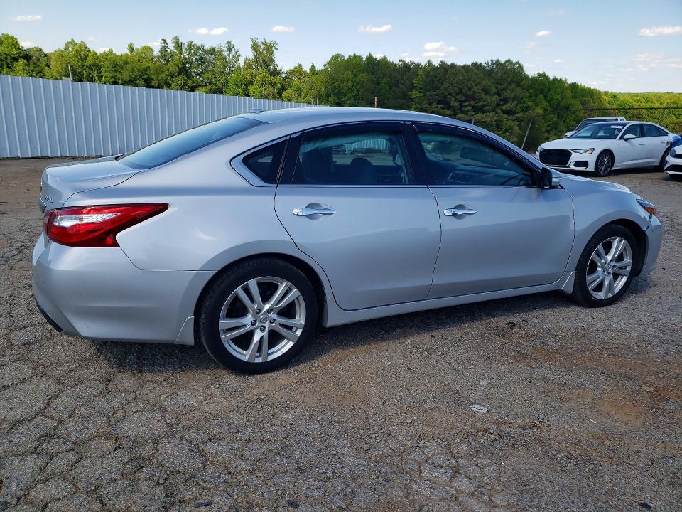 Продаж на аукціоні авто 2017 Nissan Altima, vin: 1N4BL3APXHC295833, номер лоту: 53443936