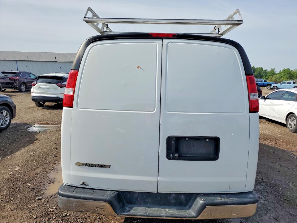 54486576 :رقم المزاد ، 1GCZGGF71N1265429 vin ، 2022 Chevrolet Express G3500 مزاد بيع
