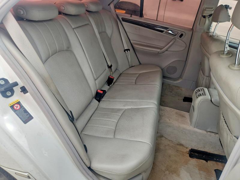 52773256 :رقم المزاد ، WDBRF61J05A728756 vin ، 2005 Mercedes-benz C مزاد بيع