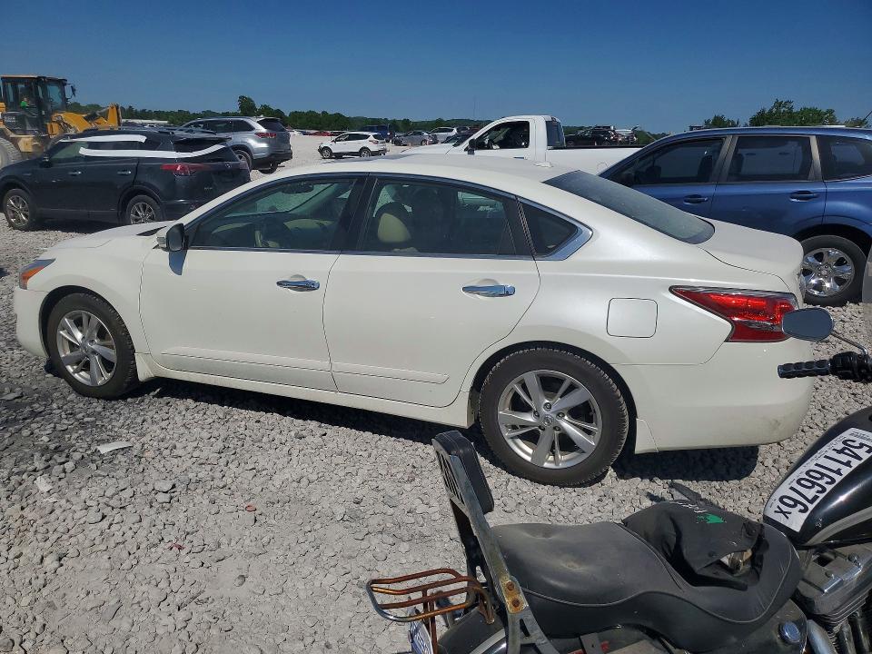 2015 Nissan Altima მანქანა იყიდება აუქციონზე, vin: 1N4AL3AP2FN356766, აუქციონის ნომერი: 54486066