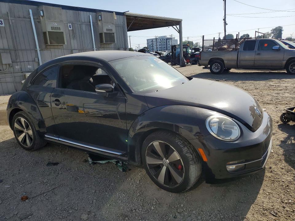 54356826 :رقم المزاد ، 3VWV67ATXDM602667 vin ، 2013 Volkswagen Beetle مزاد بيع