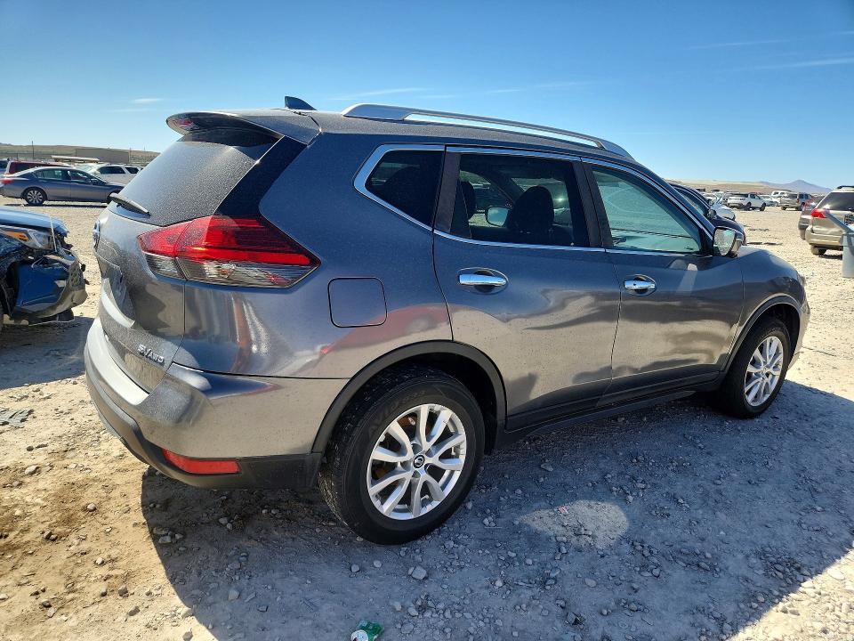 53949186 :رقم المزاد ، KNMAT2MV1HP616614 vin ، 2017 Nissan Rogue مزاد بيع