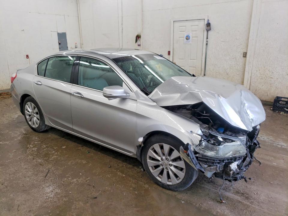 52572506 :رقم المزاد ، 1HGCR3F81EA003705 vin ، 2014 Honda Accord مزاد بيع