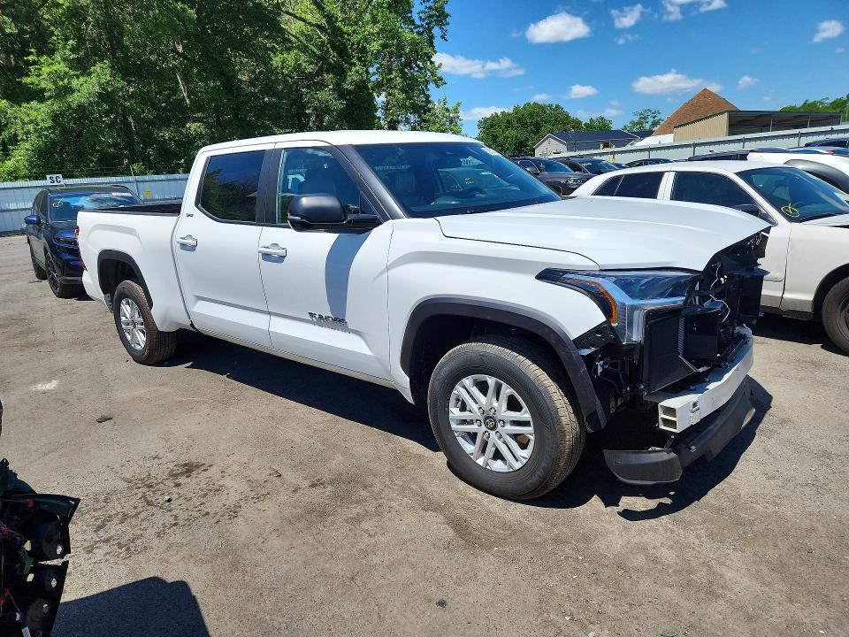 Продаж на аукціоні авто 2026 Toyota Tundra, vin: 5TFLA5EC8TX051414, номер лоту: 55627716