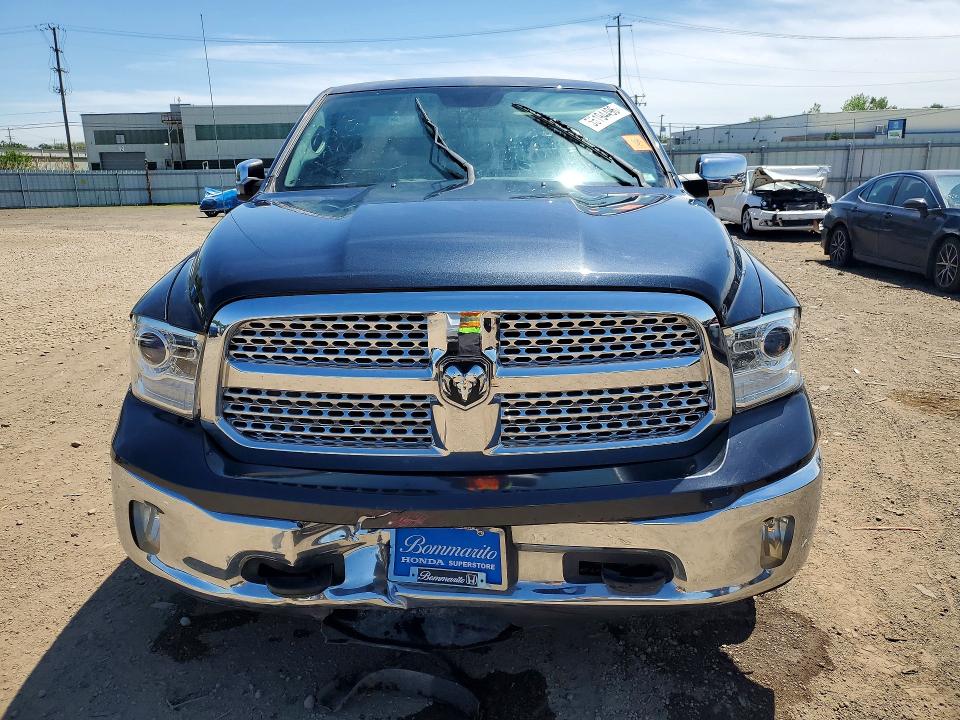 55194496 :رقم المزاد ، 1C6RR7VT4HS815169 vin ، 2017 Ram 1500 مزاد بيع