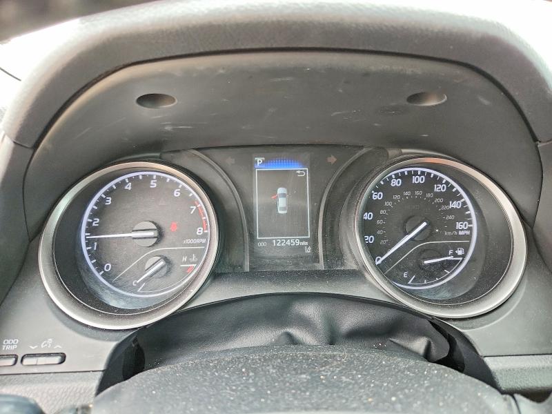 52366826 :رقم المزاد ، 4T1G11AK7MU517985 vin ، 2021 Toyota Camry مزاد بيع