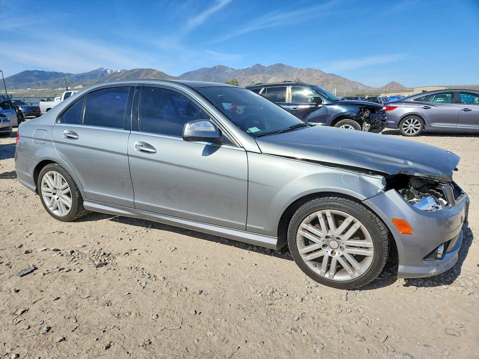 51976636 :رقم المزاد ، WDDGF81X98F159282 vin ، 2008 Mercedes-benz C مزاد بيع