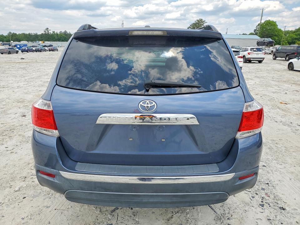 2012 Toyota Highlander მანქანა იყიდება აუქციონზე, vin: 5TDZK3EH5CS073688, აუქციონის ნომერი: 53239456