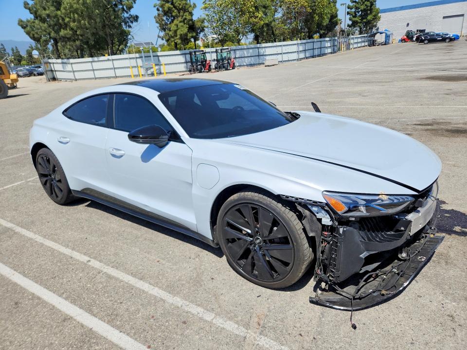 54661596 :رقم المزاد ، WAUEJBFW2N7004895 vin ، 2022 Audi E-tron Gt مزاد بيع