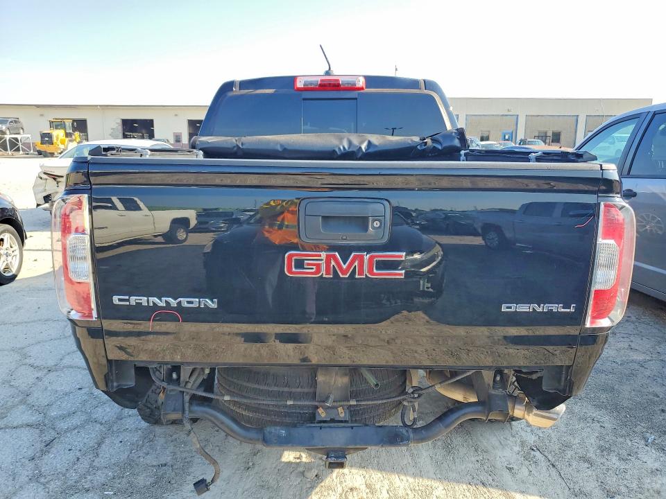 53885076 :رقم المزاد ، 1GTG6EEN8J1288179 vin ، 2018 Gmc Canyon مزاد بيع