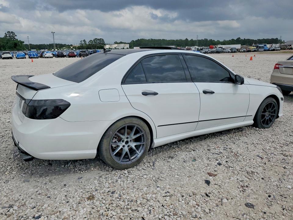 2010 Mercedes-benz E მანქანა იყიდება აუქციონზე, vin: WDDHF5GB1AA068492, აუქციონის ნომერი: 54240486