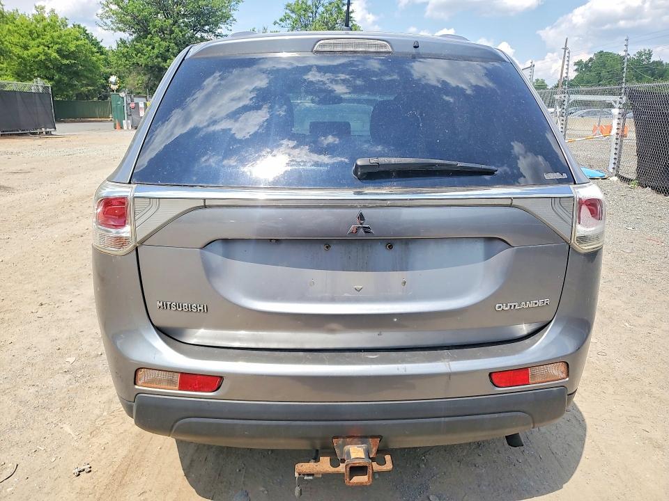 2014 Mitsubishi Outlander მანქანა იყიდება აუქციონზე, vin: JA4AZ3A32EZ009543, აუქციონის ნომერი: 49830056