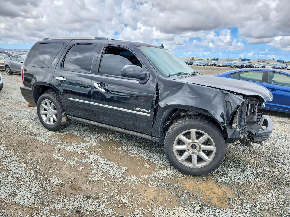 52262866 :رقم المزاد ، 1GKS2EEF8DR321660 vin ، 2013 Gmc Yukon مزاد بيع