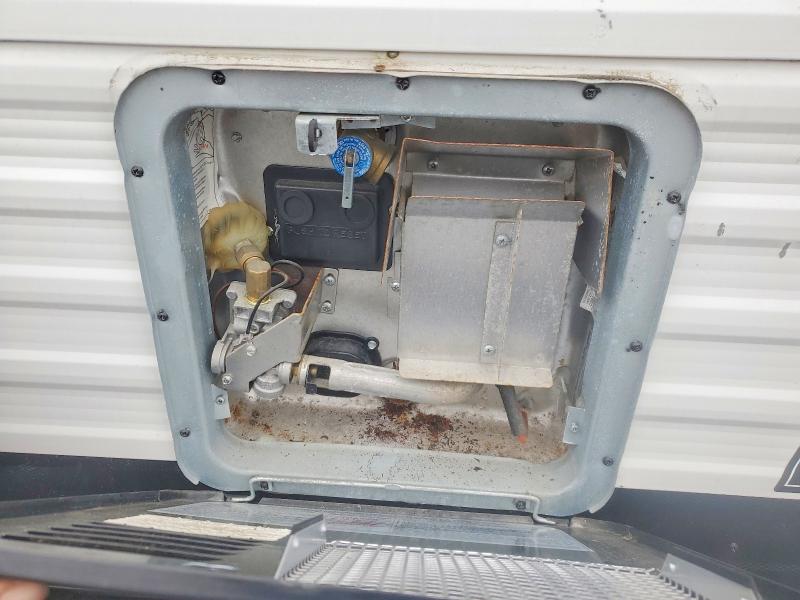 53718996 :رقم المزاد ، 4EZTU2521N5091344 vin ، 2022 Kz Recreational Vehicle (rv) مزاد بيع