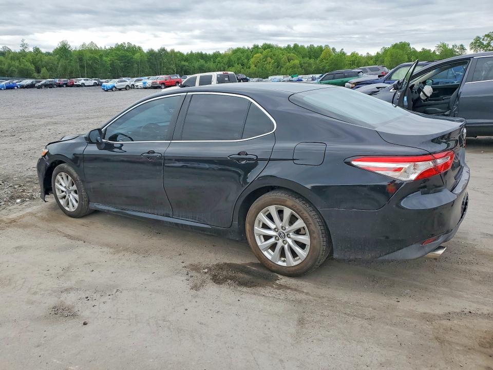 2018 Toyota Camry მანქანა იყიდება აუქციონზე, vin: 4T1B11HK0JU606132, აუქციონის ნომერი: 54780466