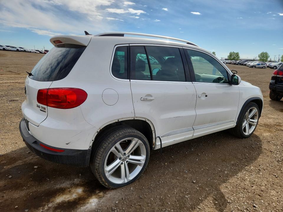 54461196 :رقم المزاد ، WVGJV3AX7EW548502 vin ، 2014 Volkswagen Tiguan مزاد بيع