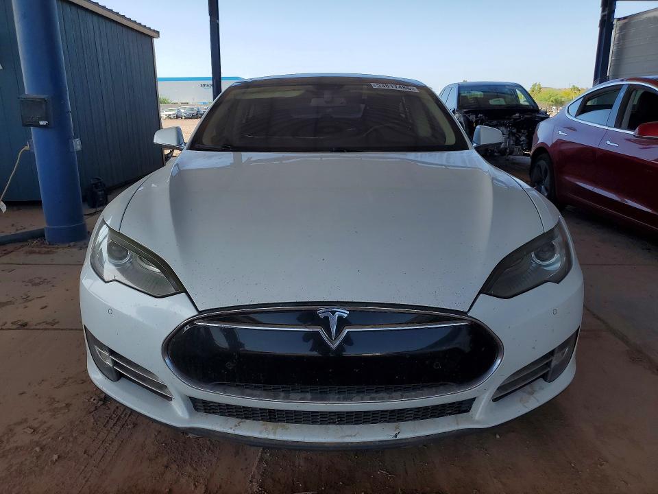 Продажа на аукционе авто 2014 Tesla Model S, vin: 5YJSA1H19EFP36338, номер лота: 53817486