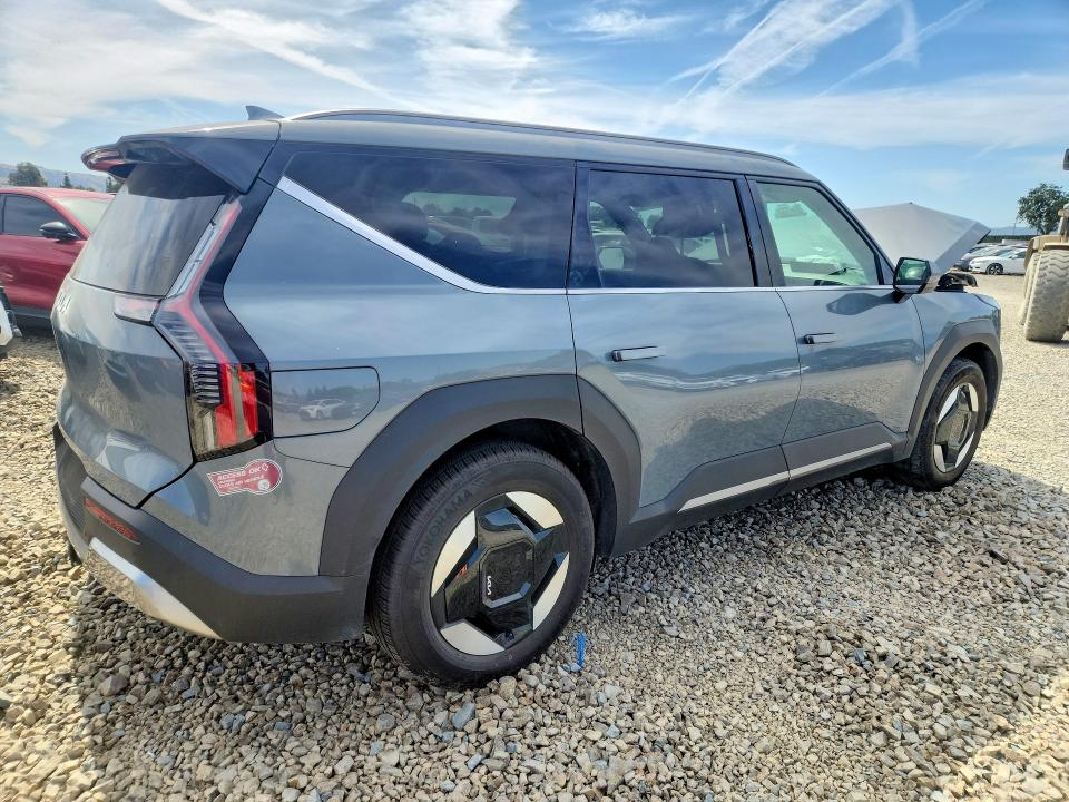 2024 Kia Ev9 მანქანა იყიდება აუქციონზე, vin: KNDAFFS59R6033880, აუქციონის ნომერი: 54296286