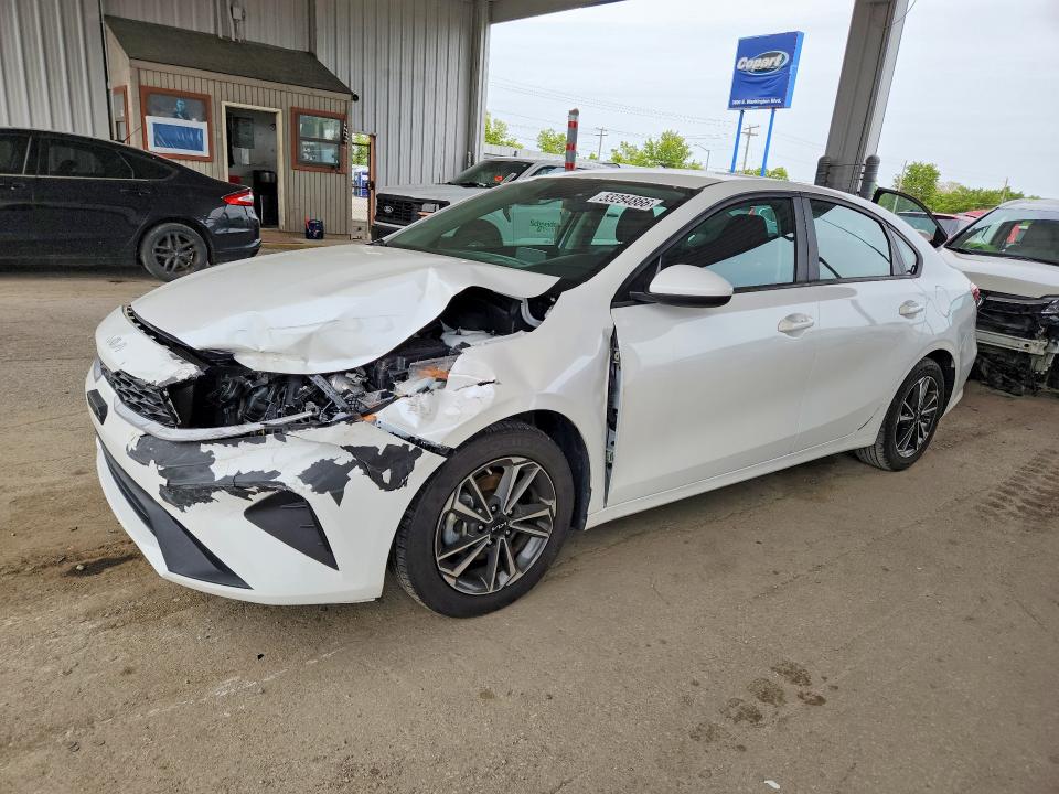 2023 Kia Forte მანქანა იყიდება აუქციონზე, vin: 3KPF24AD8PE567314, აუქციონის ნომერი: 53284866